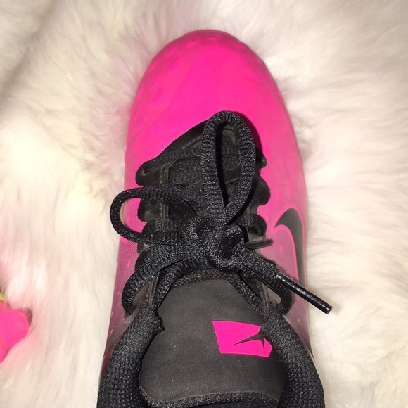 Nike cleats 😍 - Picture 3 of 6